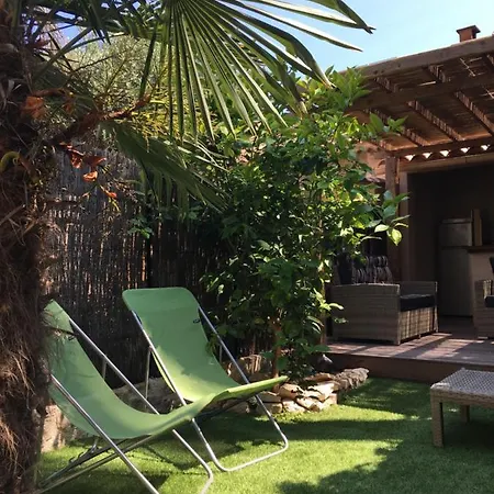 App 6p With Garden