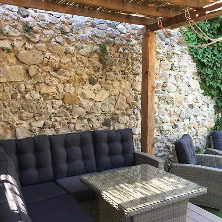 بيت للعطل App 6p With Garden